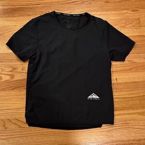 Nike Trail Dri fit Running Black Short Sleeve Men's shirt